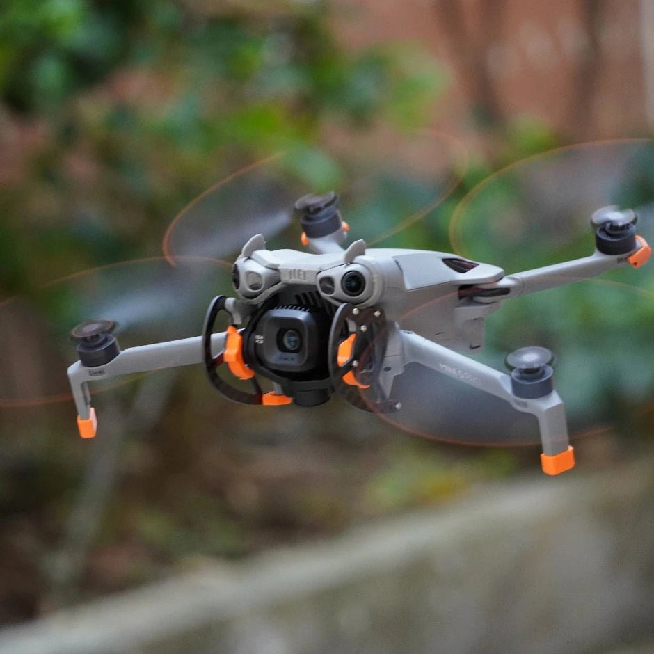 Mini 5 Pro Carbon Fiber Gimbal with Lens Protection Bar - Visión Creativa