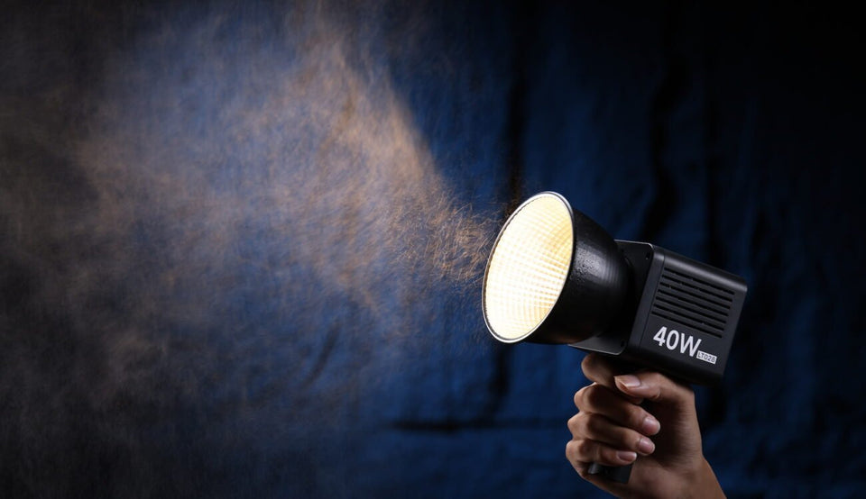 Explore the Ulanzi LT028: Portable 40W Bi-Color COB LED - Visión Creativa