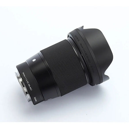 Sigma 16mm f/1.4 DC, Versatile Lens for Sony E-Mount, Canon EF-M & L-Mount - Visión Creativa