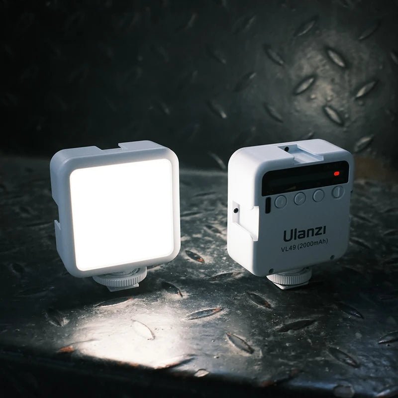Mini Portable LED Video Light Kit with Triple Cold Shoe & Rechargeable Battery - Visión Creativa